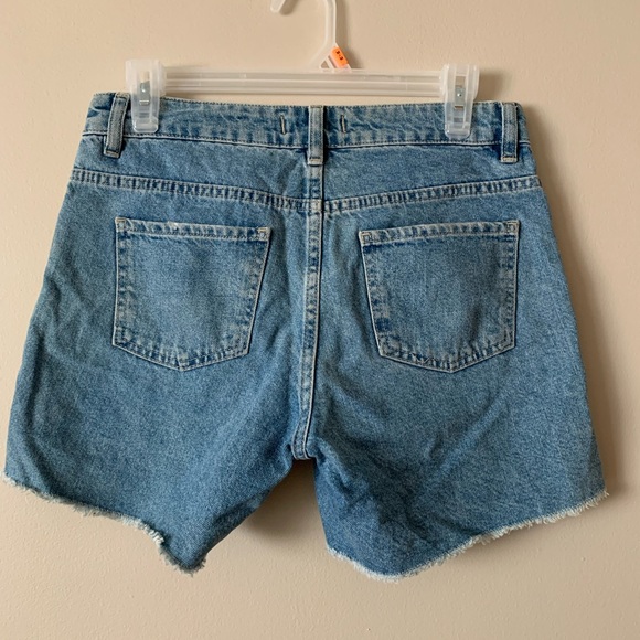 Not used much. No damage to the shorts, like new. - Picture 2 of 3